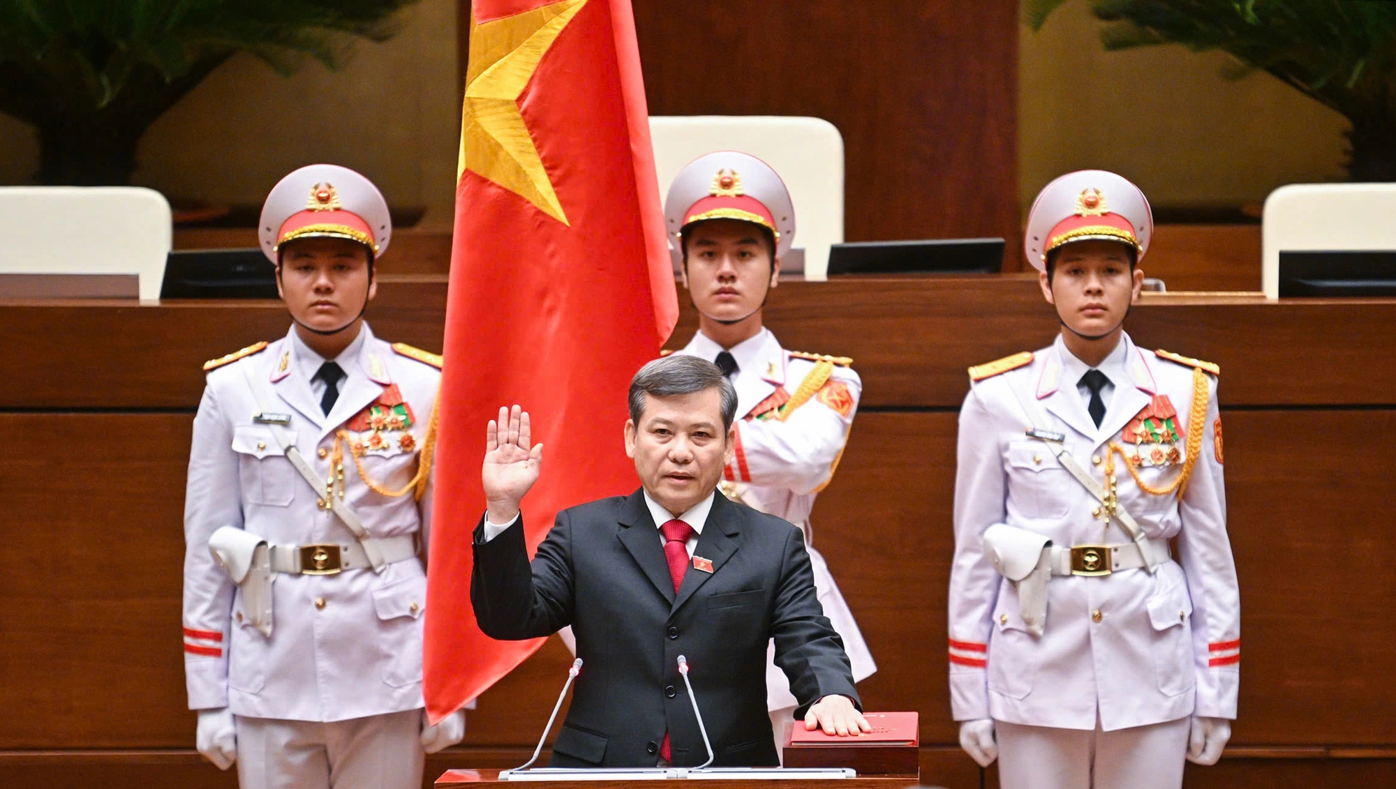 Ông Lê Minh Trí: 'Nói ít nhưng nỗ lực làm nhiều' để dân tin- Ảnh 1.