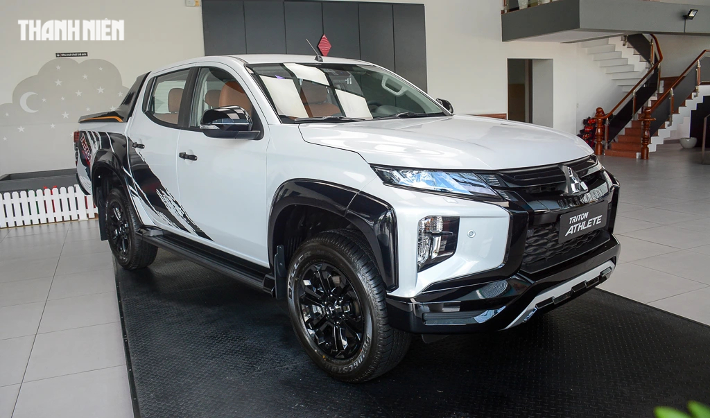 Mitsubishi Triton 'đại hạ giá' xả hàng, dọn kho cho thế hệ mới- Ảnh 2.