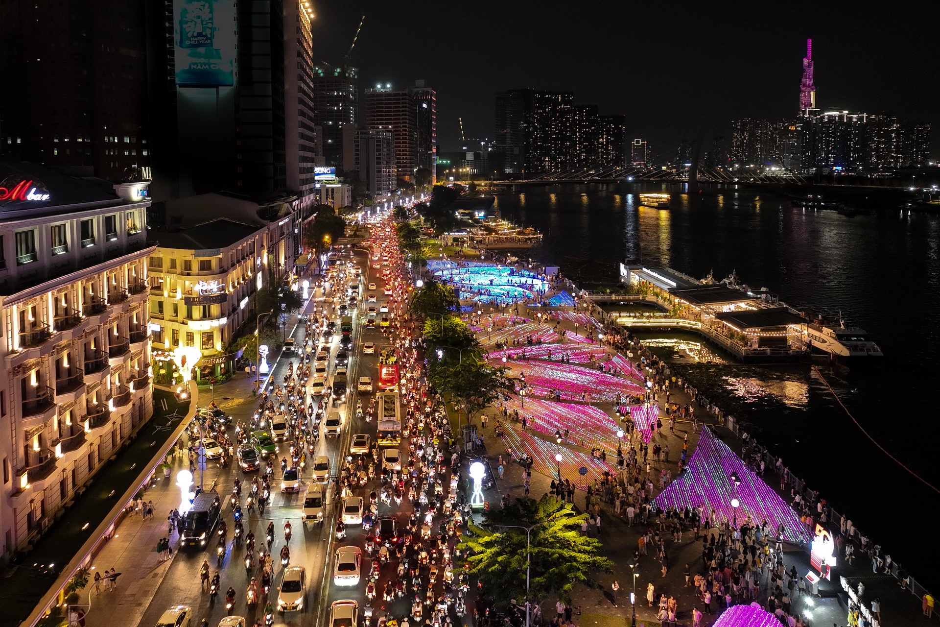 Ideální místa k návštěvě během podzimního festivalu v Ho Či Minově Městě - Foto 5. Những địa điểm lý tưởng đi chơi dịp Trung thu ở TP.HCM- Ảnh 5.