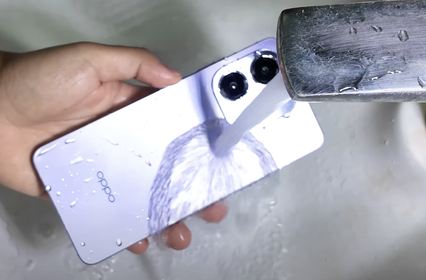 Trải nghiệm smartphone tầm trung 'chuẩn quân sự' mới Oppo A3- Ảnh 1. Trải nghiệm smartphone tầm trung 'chuẩn quân sự' mới Oppo A3- Ảnh 1.