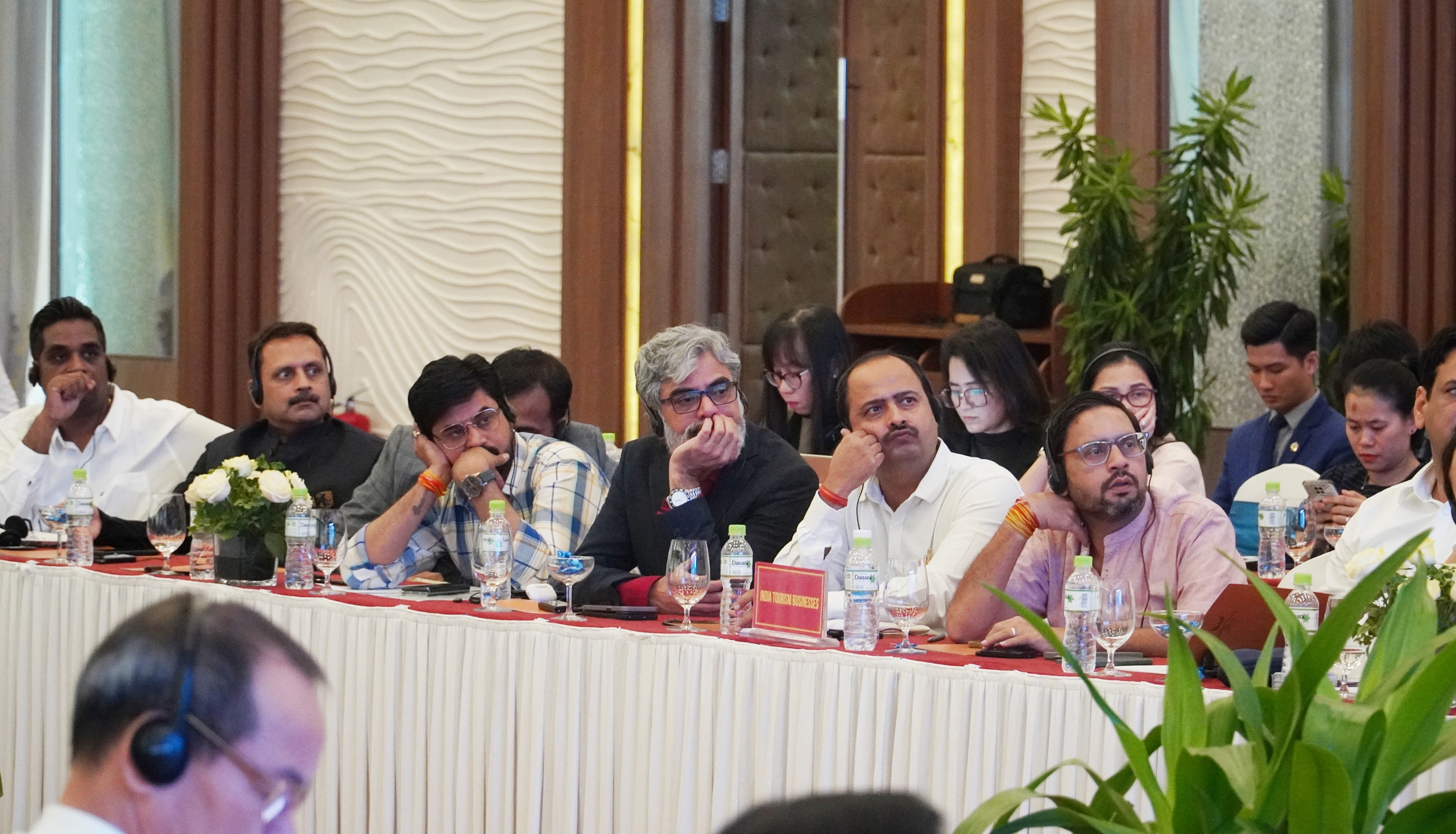 Gần 200 doanh nghiệp du lịch Khánh Hòa và Ấn Độ tìm hiểu hợp tác phát triển- Ảnh 2. Gần 200 doanh nghiệp du lịch Khánh Hòa và Ấn Độ tìm hiểu hợp tác phát triển- Ảnh 2.