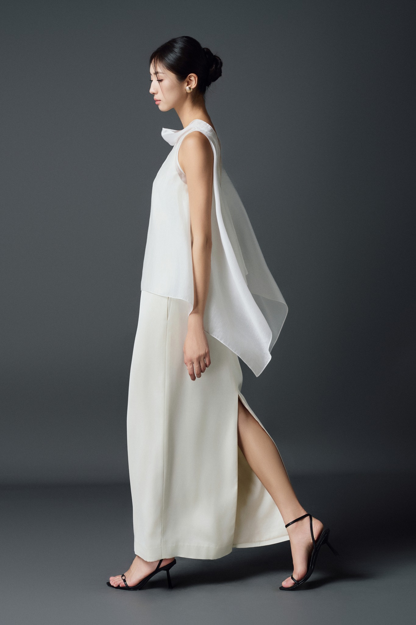 لباس میدی، ایده لباس ساده اما شیک - عکس ۹. Váy midi, ý tưởng mặc giản đơn mà sang xịn- Ảnh 9.