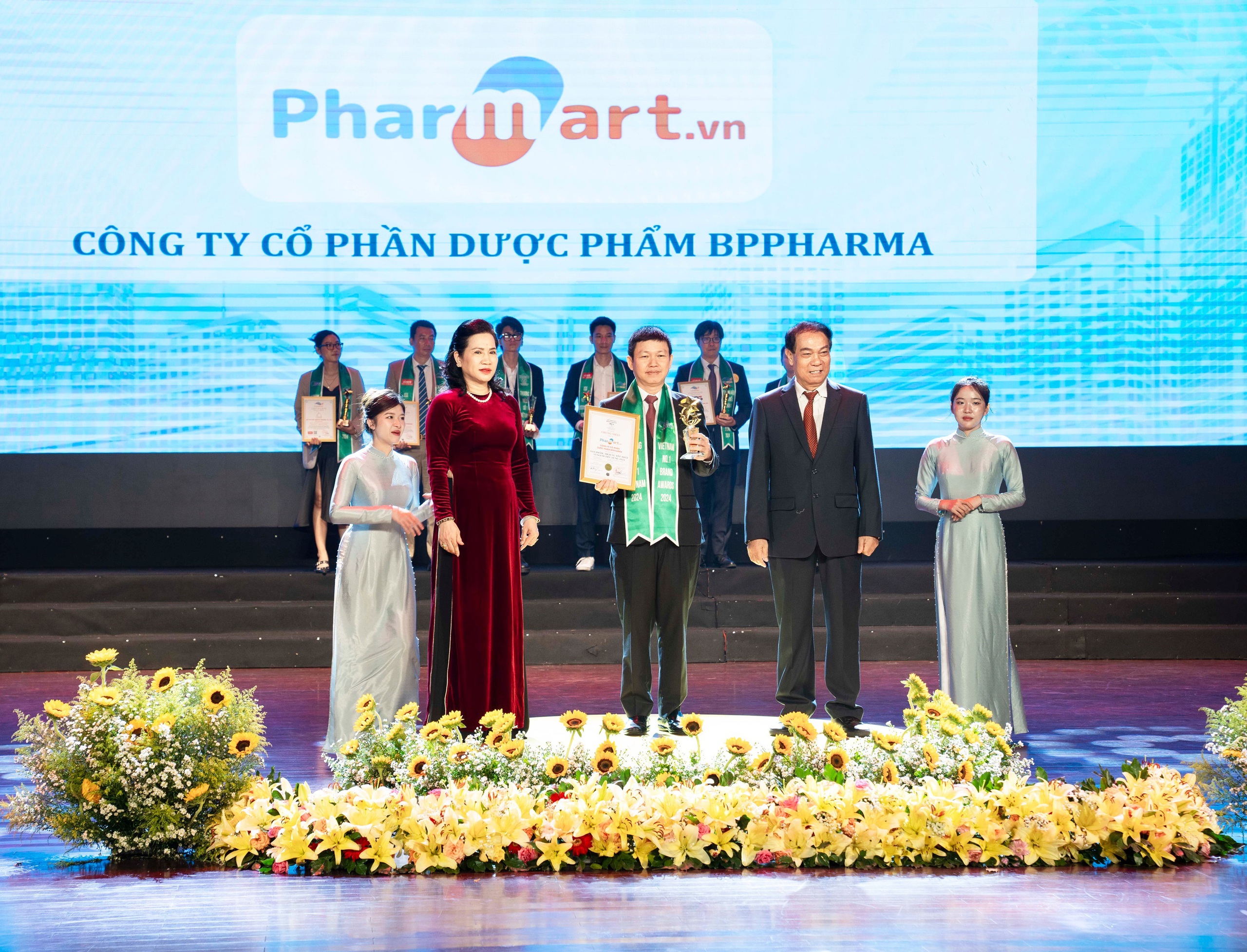 Nhà thuốc Pharmart tung ưu đãi lớn tiếp tục chinh phục người tiêu dùng- Ảnh 1. Nhà thuốc Pharmart tung ưu đãi lớn tiếp tục chinh phục người tiêu dùng- Ảnh 1.