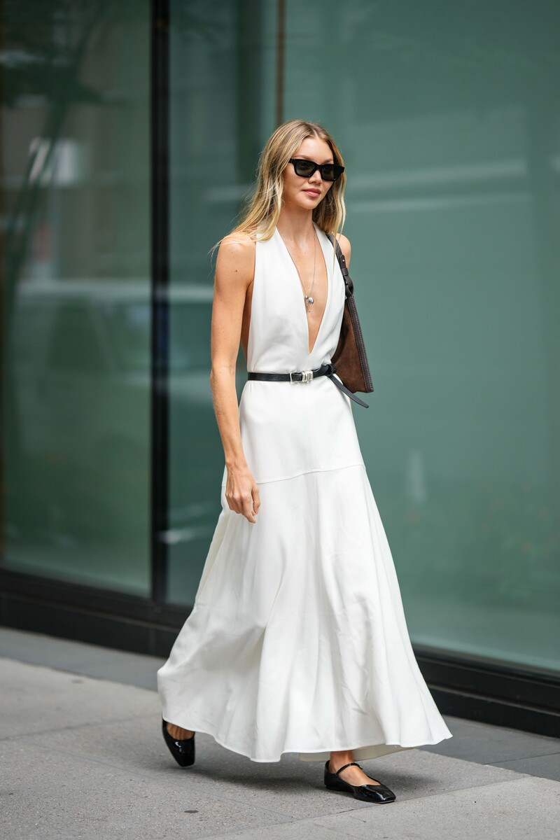 जूते जो आपको स्टाइलिश और आत्मविश्वास से भरपूर दिखने में मदद कर सकते हैं - फोटो 1. Những đôi giày có khả năng hack dáng, bước đi thật phong cách và tự tin- Ảnh 1.