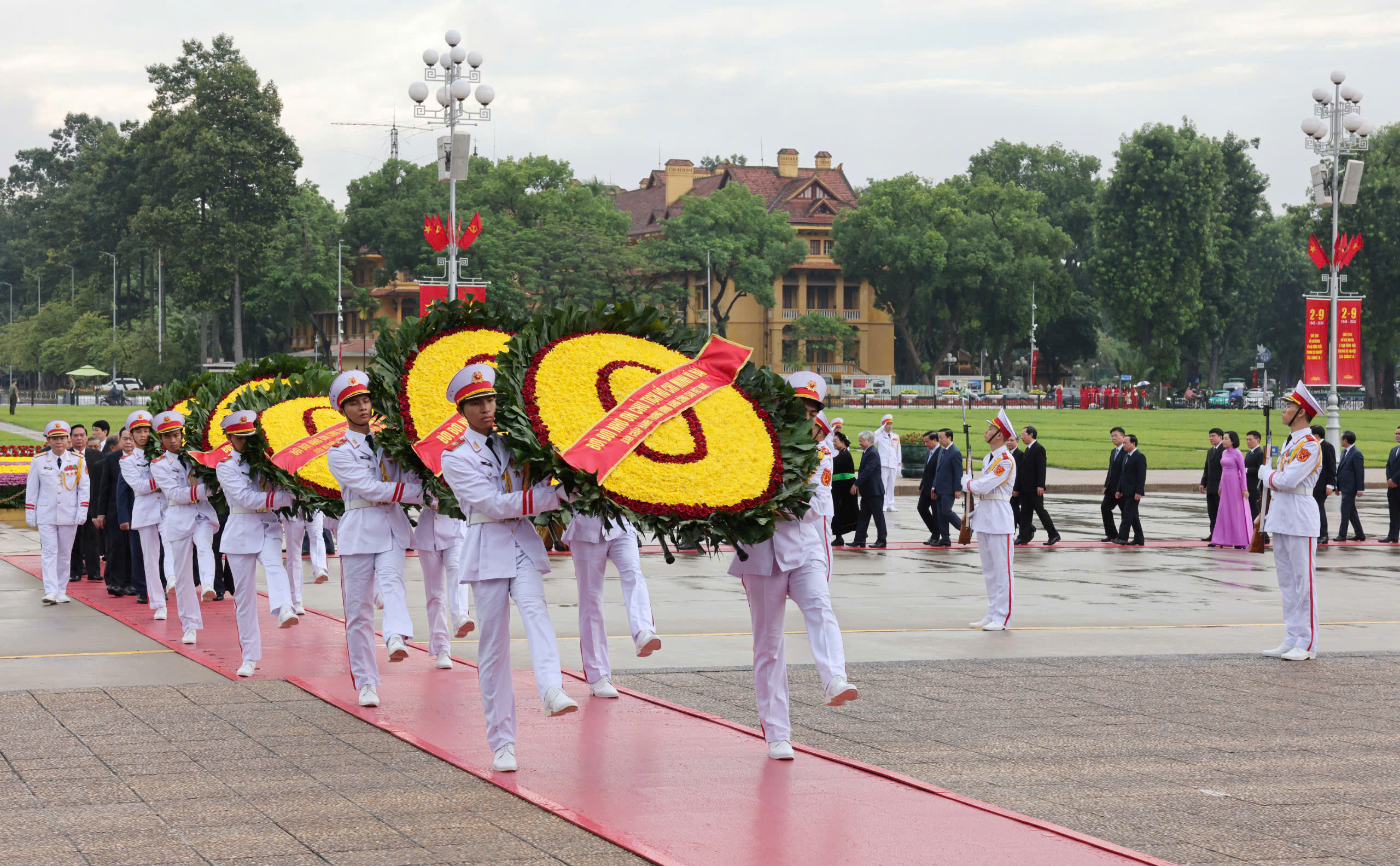 Lãnh đạo Đảng, Nhà nước viếng Chủ tịch Hồ Chí Minh nhân Quốc khánh 2.9- Ảnh 2.