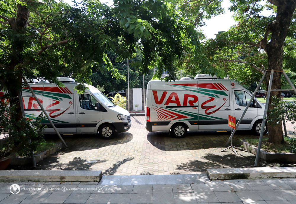 वी-लीग के पास 5वीं VAR कार, निवेशकों ने पहली बार अपनी बात रखी - फोटो 6. V-League có xe VAR thứ 5, nhà đầu tư lần đầu lên tiếng- Ảnh 6.