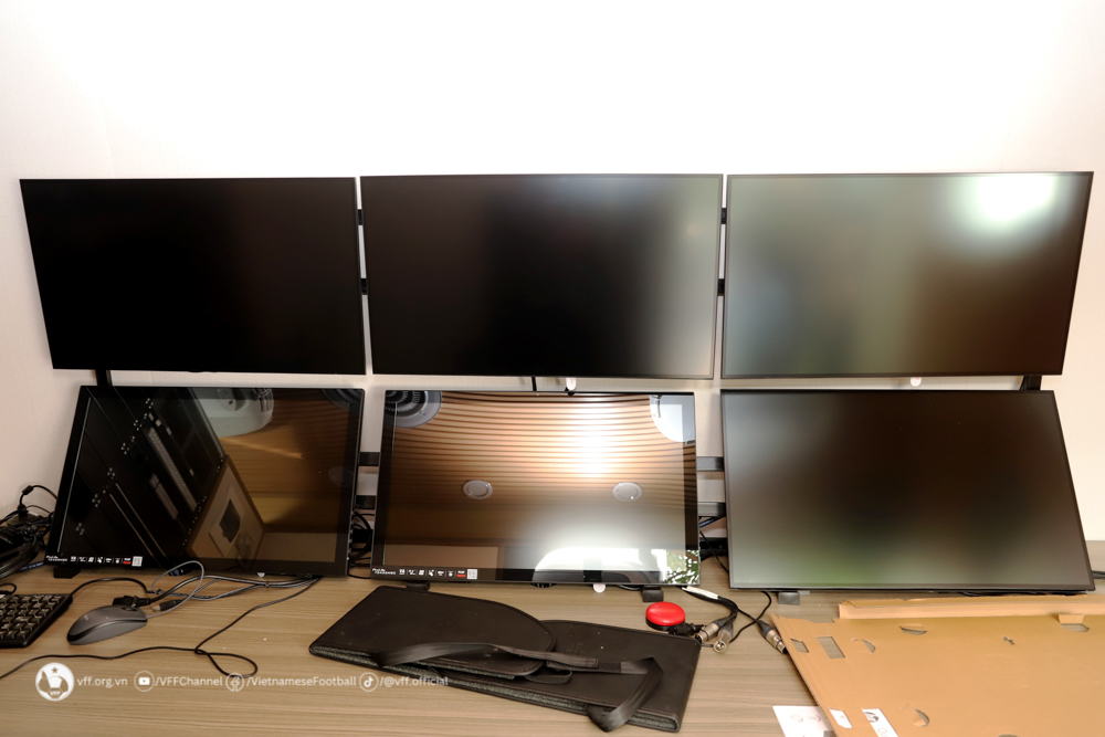 वी-लीग के पास 5वीं VAR कार, निवेशकों ने पहली बार अपनी बात रखी - फोटो 5. V-League có xe VAR thứ 5, nhà đầu tư lần đầu lên tiếng- Ảnh 5.