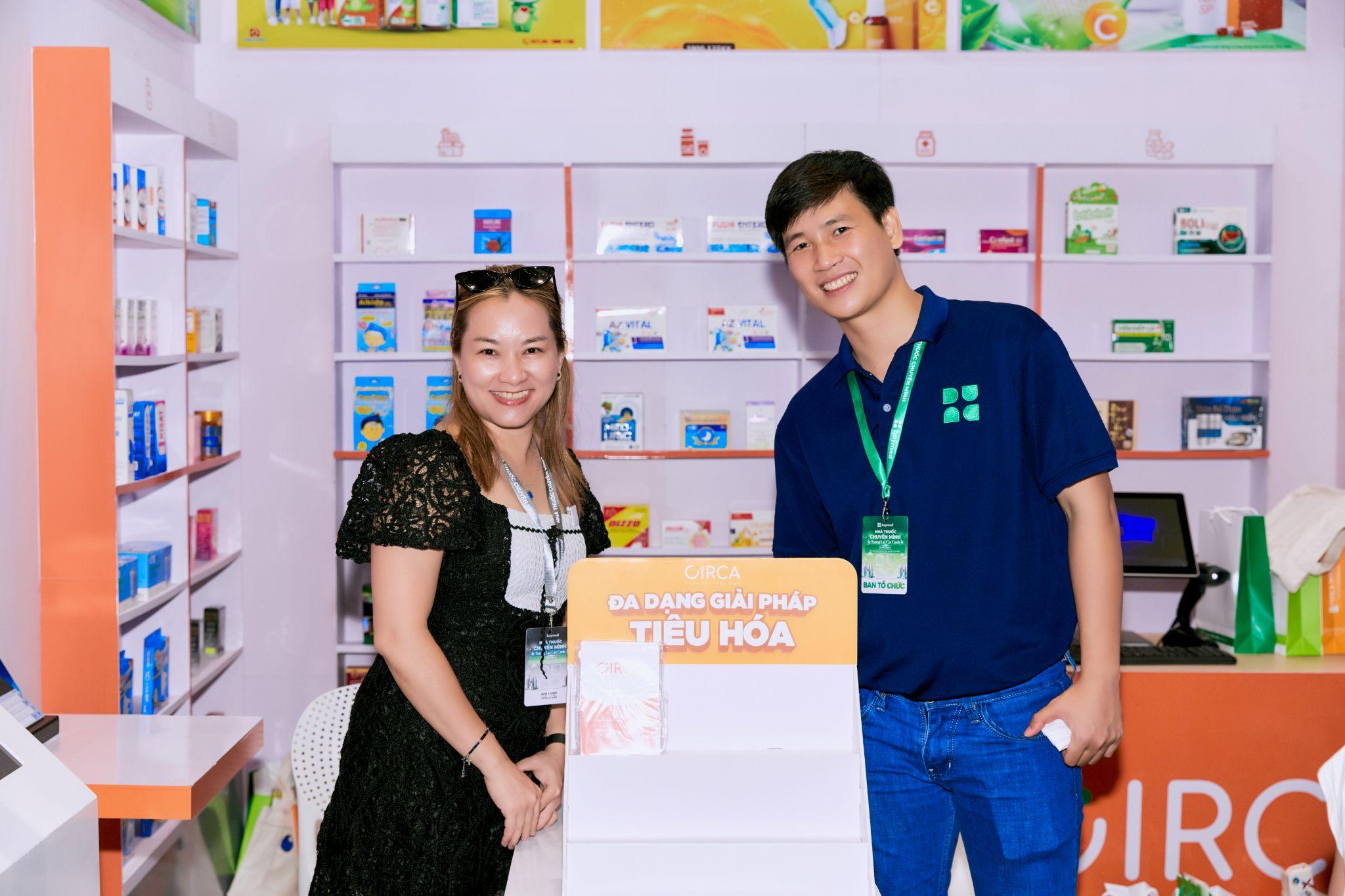 Nhà thuốc chuyển mình tương lai cất cánh: Kết nối cộng đồng doanh nghiệp và nhà thuốc- Ảnh 1. Nhà thuốc chuyển mình tương lai cất cánh: Kết nối cộng đồng doanh nghiệp và nhà thuốc- Ảnh 1.