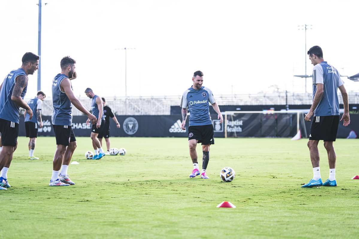 Messi sẵn sàng trở lại, Inter Miami đặt mục tiêu đoạt danh hiệu Supporters' Shield- Ảnh 2.