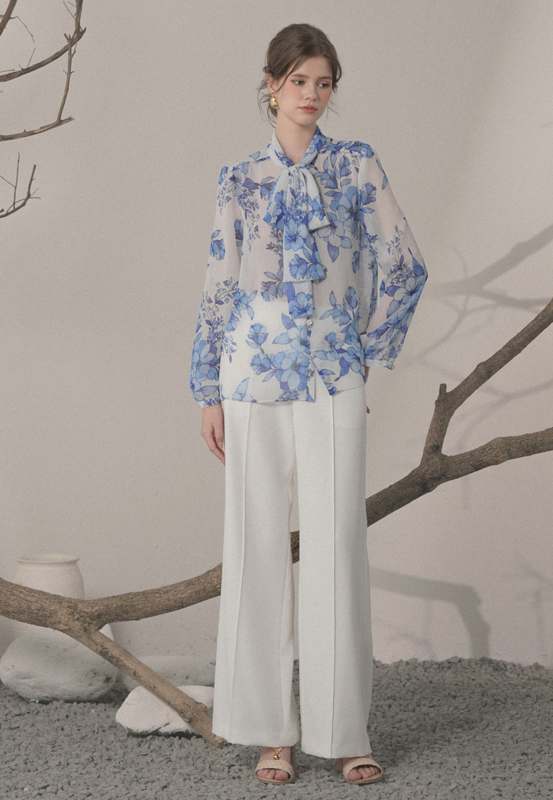 សម្លៀកបំពាក់ដែលមានលំនាំនឹងធ្វើឱ្យនារីចាប់អារម្មណ៍ - រូបថត 4 ។ Những trang phục họa tiết sẽ làm quý cô mê mẩn- Ảnh 4.