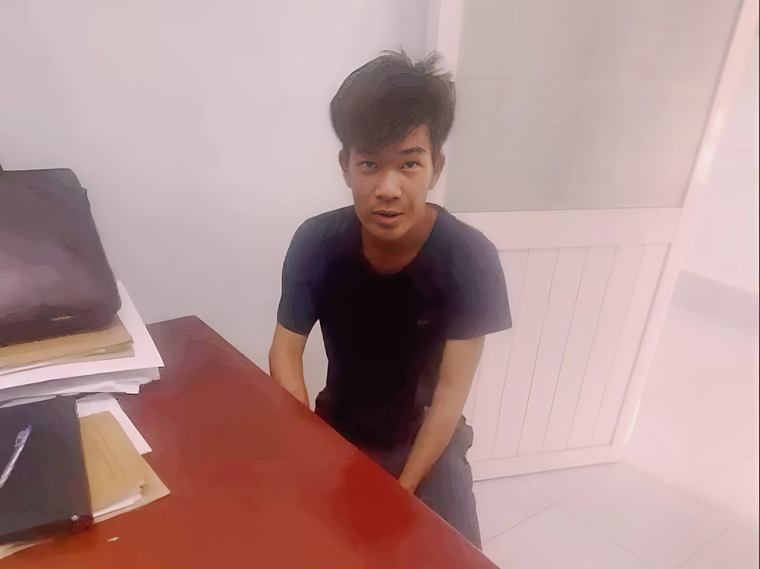 Xộc vào nhà cướp giật điện thoại- Ảnh 1. Xộc vào nhà cướp giật điện thoại- Ảnh 1.