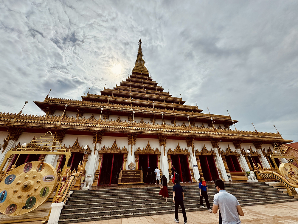 Tất tần tật về vùng Đông Bắc Thái Lan: Chơi đâu, ăn gì, di chuyển thế nào?- Ảnh 3.