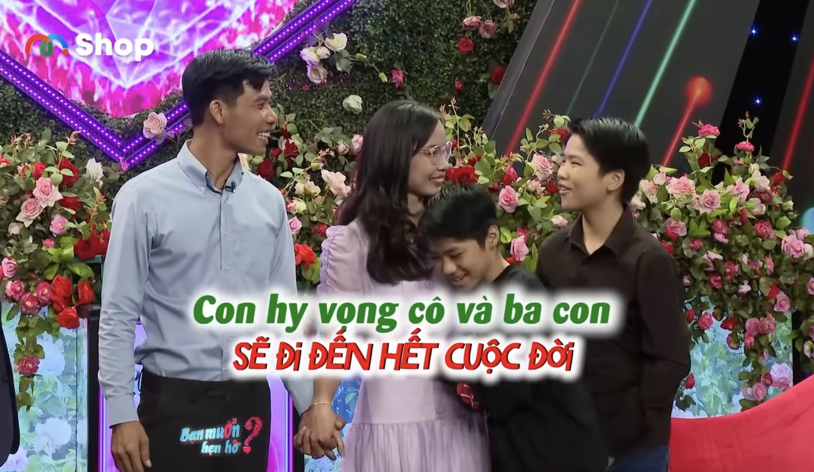 Quyền Linh ủng hộ bố đơn thân dắt 2 con trai đến show hẹn hò- Ảnh 4.