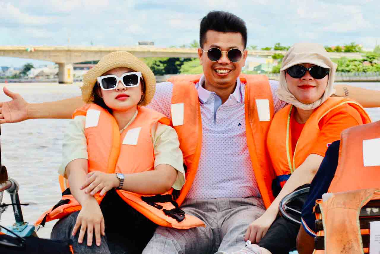 Lan tỏa trên mạng xã hội: Chàng hướng dẫn viên quảng bá văn hóa Việt- Ảnh 4. Lan tỏa trên mạng xã hội: Chàng hướng dẫn viên quảng bá văn hóa Việt- Ảnh 4.