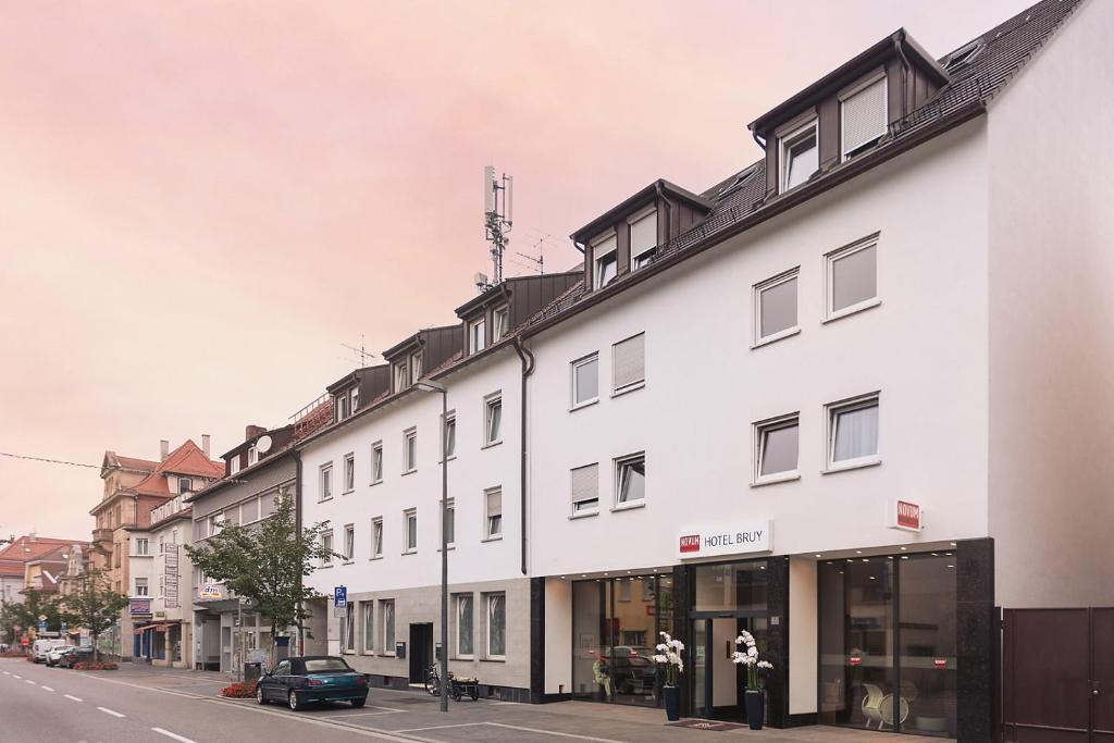 កន្លែងដ៏ល្អសម្រាប់ស្នាក់នៅក្នុងទីក្រុង Frankfurt ប្រទេសអាល្លឺម៉ង់ - រូបថត 5 ។ Những địa điểm lý tưởng để lựa chọn lưu trú tại Frankfurt, Đức- Ảnh 5.