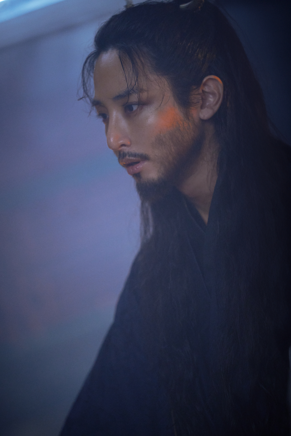 Chân dung phản diện trong bom tấn 'Queen Woo' Lee Soo Hyuk- Ảnh 3.