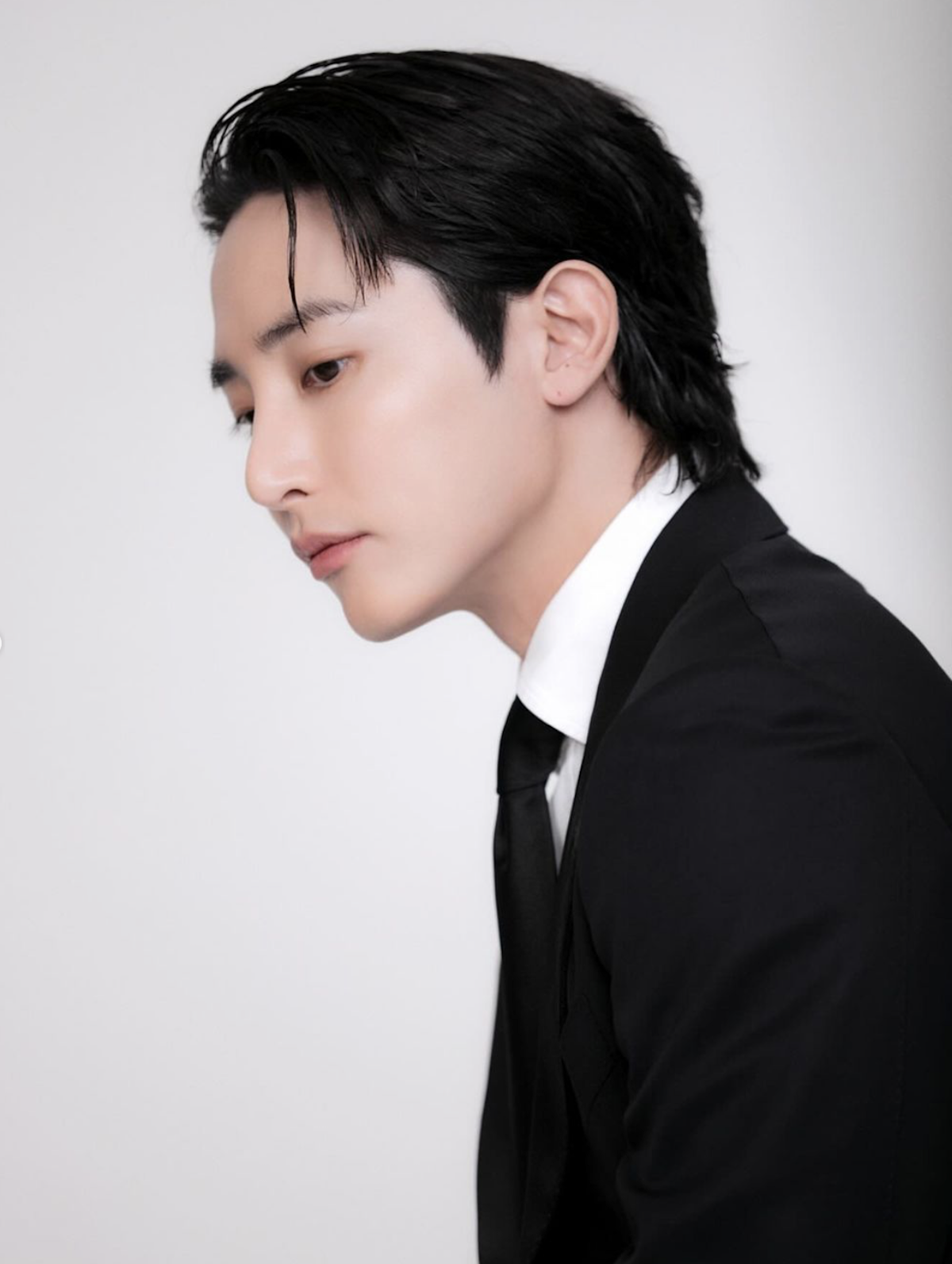 Chân dung phản diện trong bom tấn 'Queen Woo' Lee Soo Hyuk- Ảnh 7.