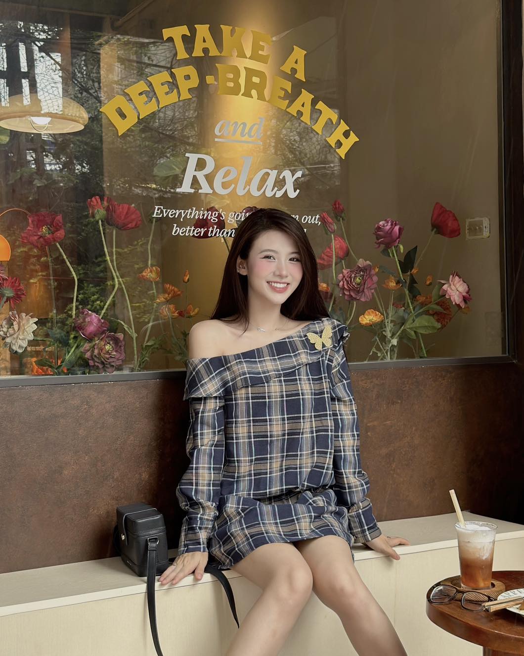 Khai thác tối đa tính nữ ngọt ngào với những trang phục bay bổng- Ảnh 6. Khai thác tối đa tính nữ ngọt ngào với những trang phục bay bổng- Ảnh 6.