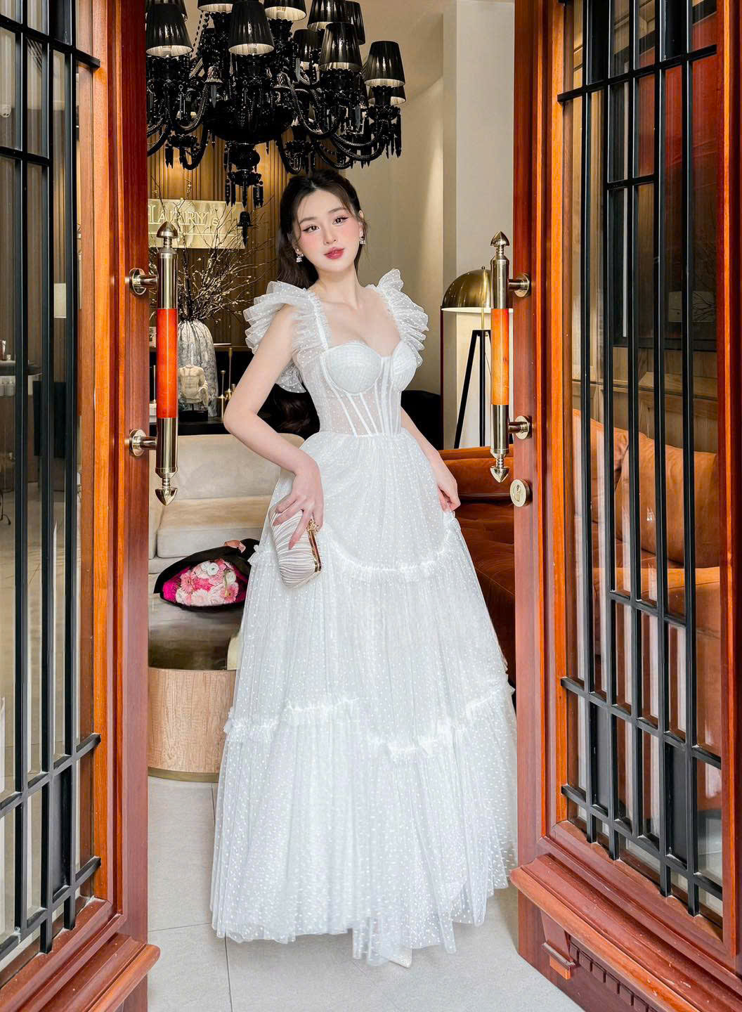 Vestidos de fiesta sugeridos para ayudarte a lucir como una diosa - Foto 2. Gợi ý những mẫu váy dự tiệc giúp nàng đẹp tựa nữ thần- Ảnh 2.