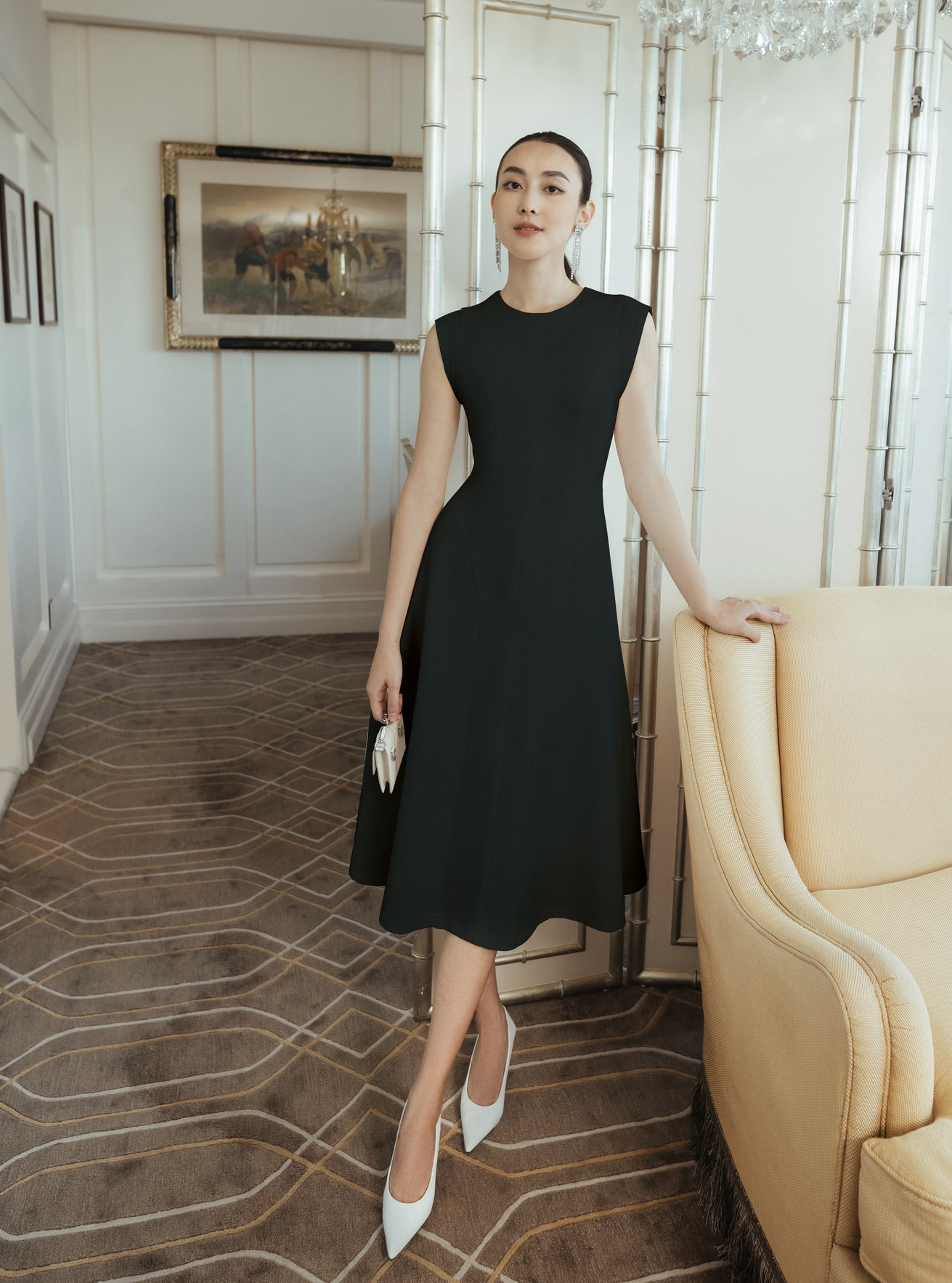 5 простих, але елегантних довгих суконь, які хоче побачити кожен - Фото 9. 5 mẫu váy dài đơn giản nhưng sang trọng, ai cũng muốn ngắm nhìn- Ảnh 9.