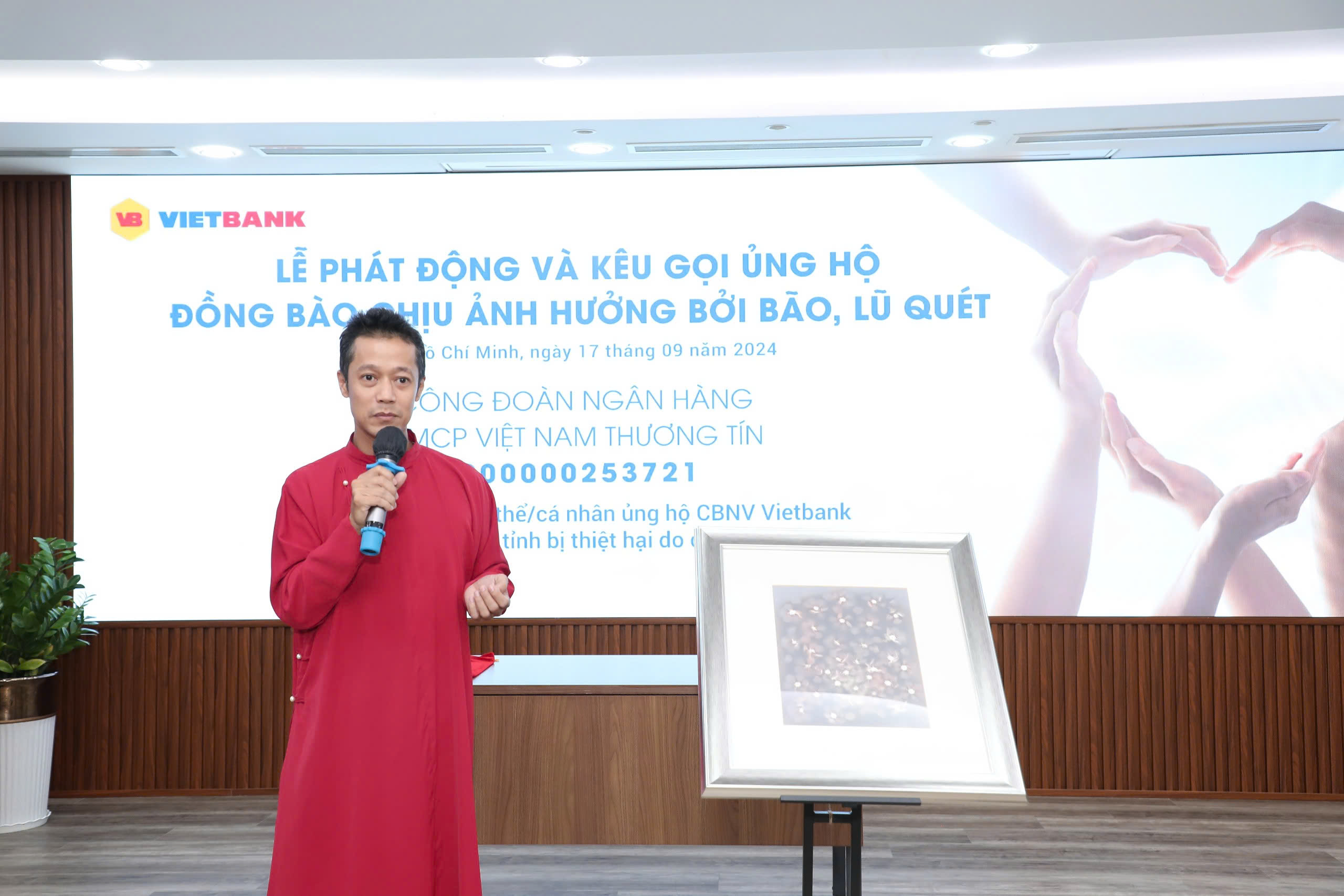 Vietbank quyên góp hơn 700 triệu trong lễ phát động kêu gọi ủng hộ đồng bào- Ảnh 2. Vietbank quyên góp hơn 700 triệu trong lễ phát động kêu gọi ủng hộ đồng bào- Ảnh 2.