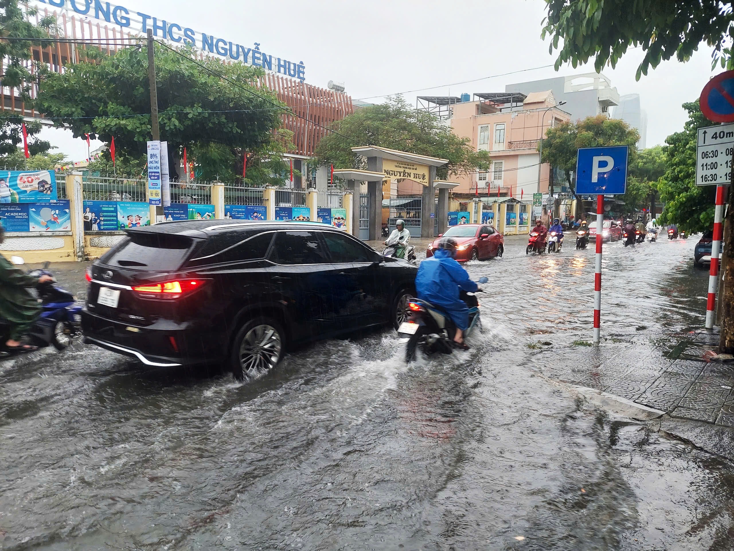 Đà Nẵng: Chốt chặn, cấm lưu thông trên đường ven biển Hoàng Sa từ chiều nay 18.9- Ảnh 1.