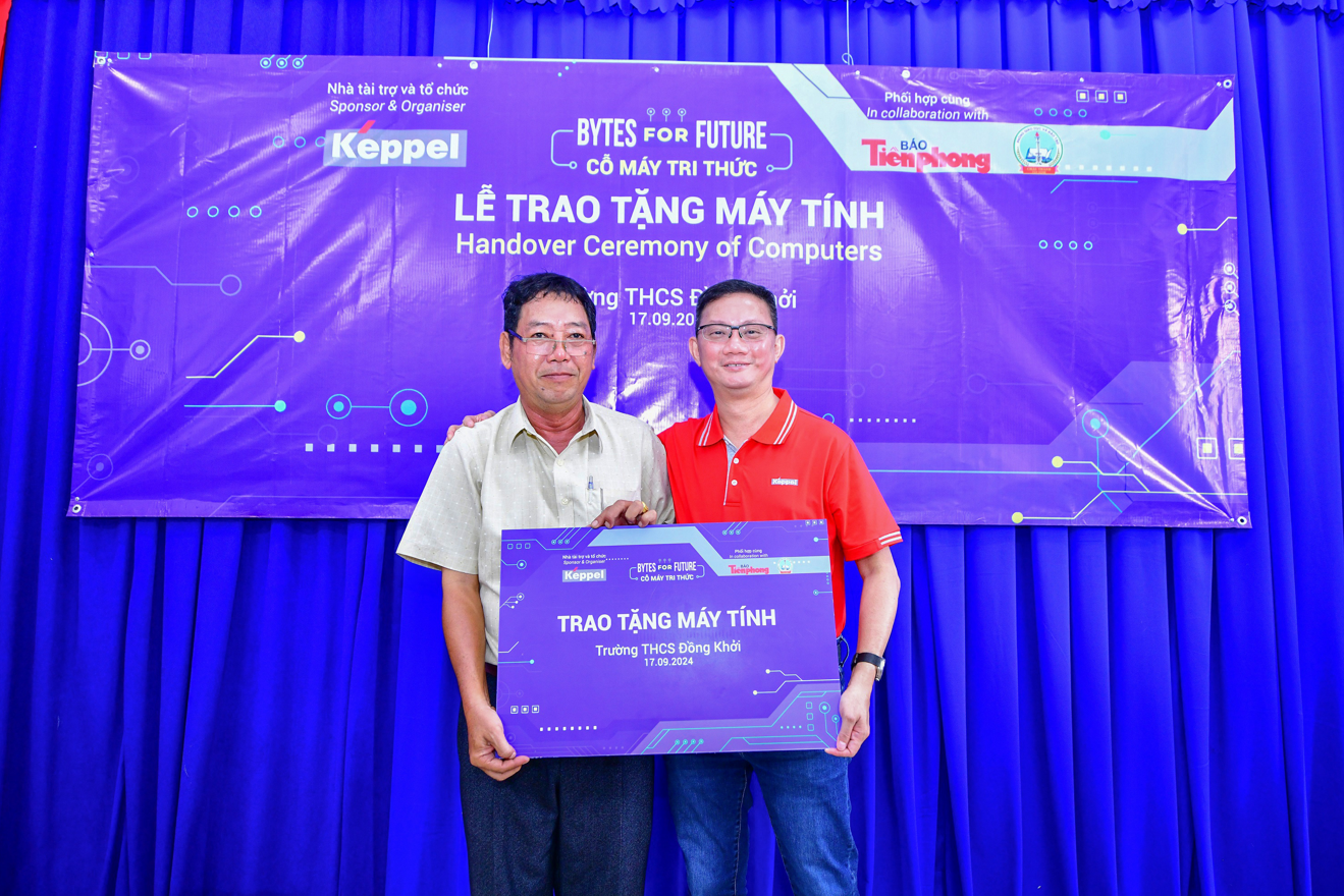 Bytes for Future nâng cao kiến thức công nghệ thông tin cho học sinh Việt Nam- Ảnh 1. Bytes for Future nâng cao kiến thức công nghệ thông tin cho học sinh Việt Nam- Ảnh 1.