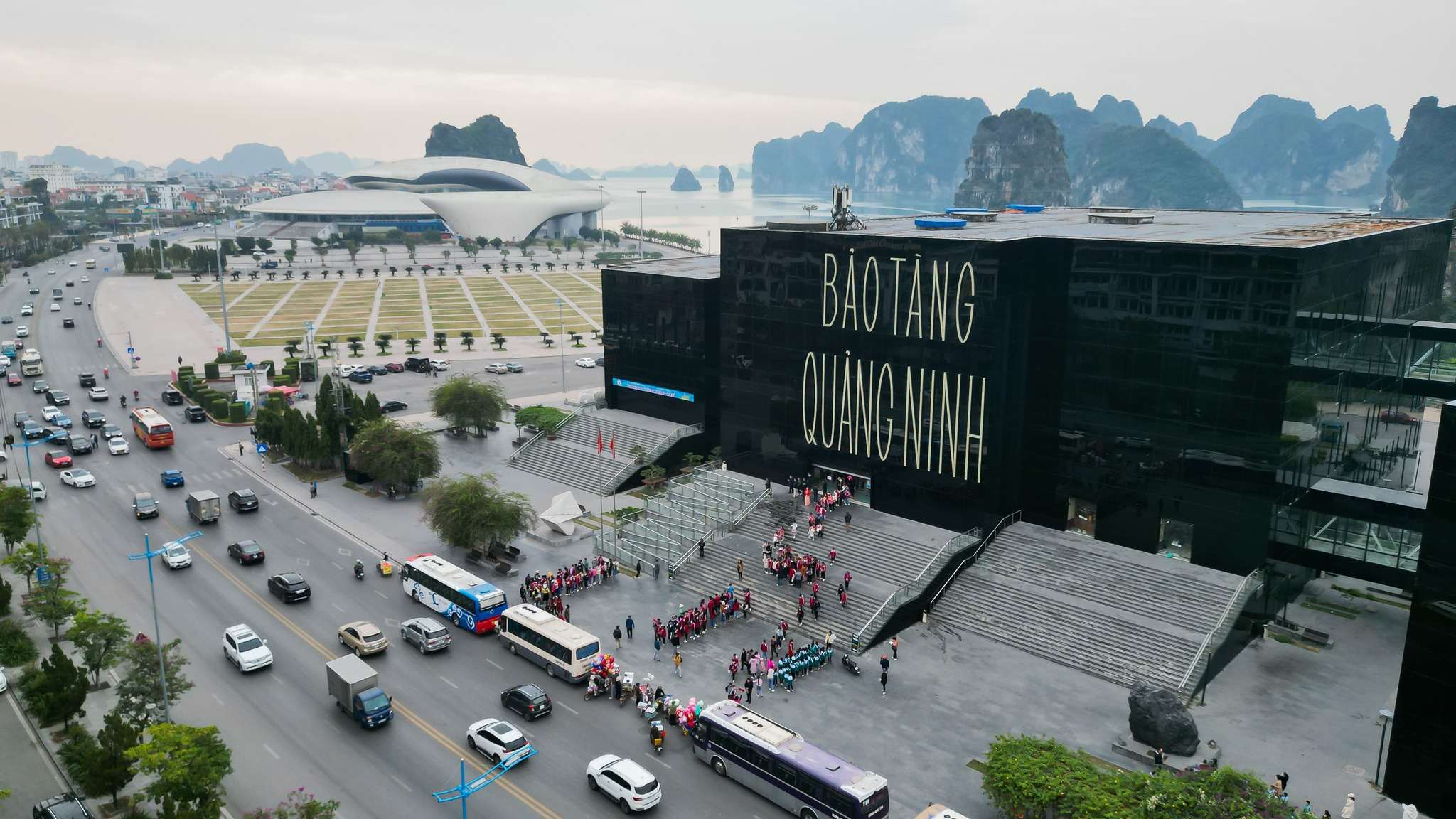 Hàng nghìn người chen nhau thăm mô hình hầm lò ở Quảng Ninh - Ảnh 1.