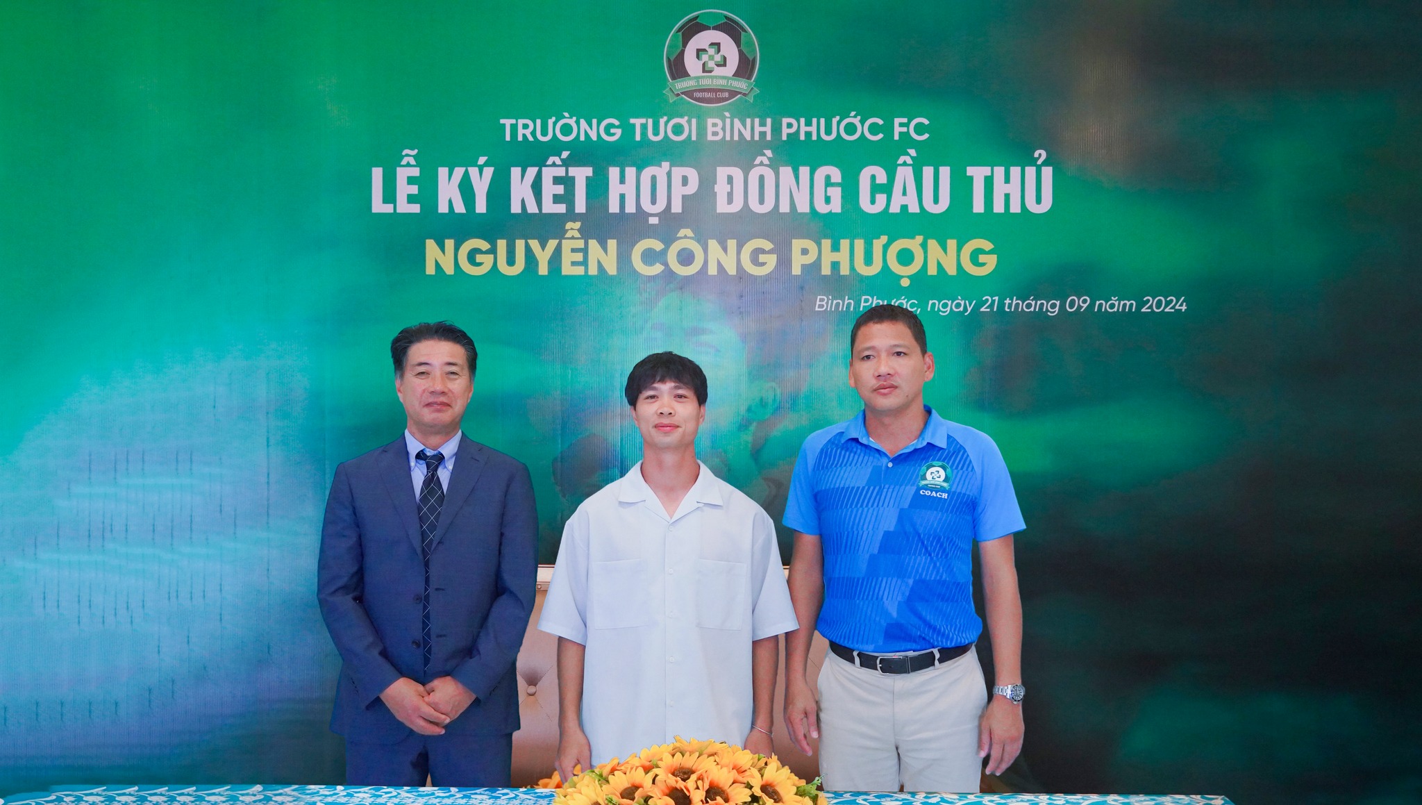 Công Phượng khoác áo đội hạng nhất: Nào đâu phải bước thụt lùi! 
- Ảnh 1.