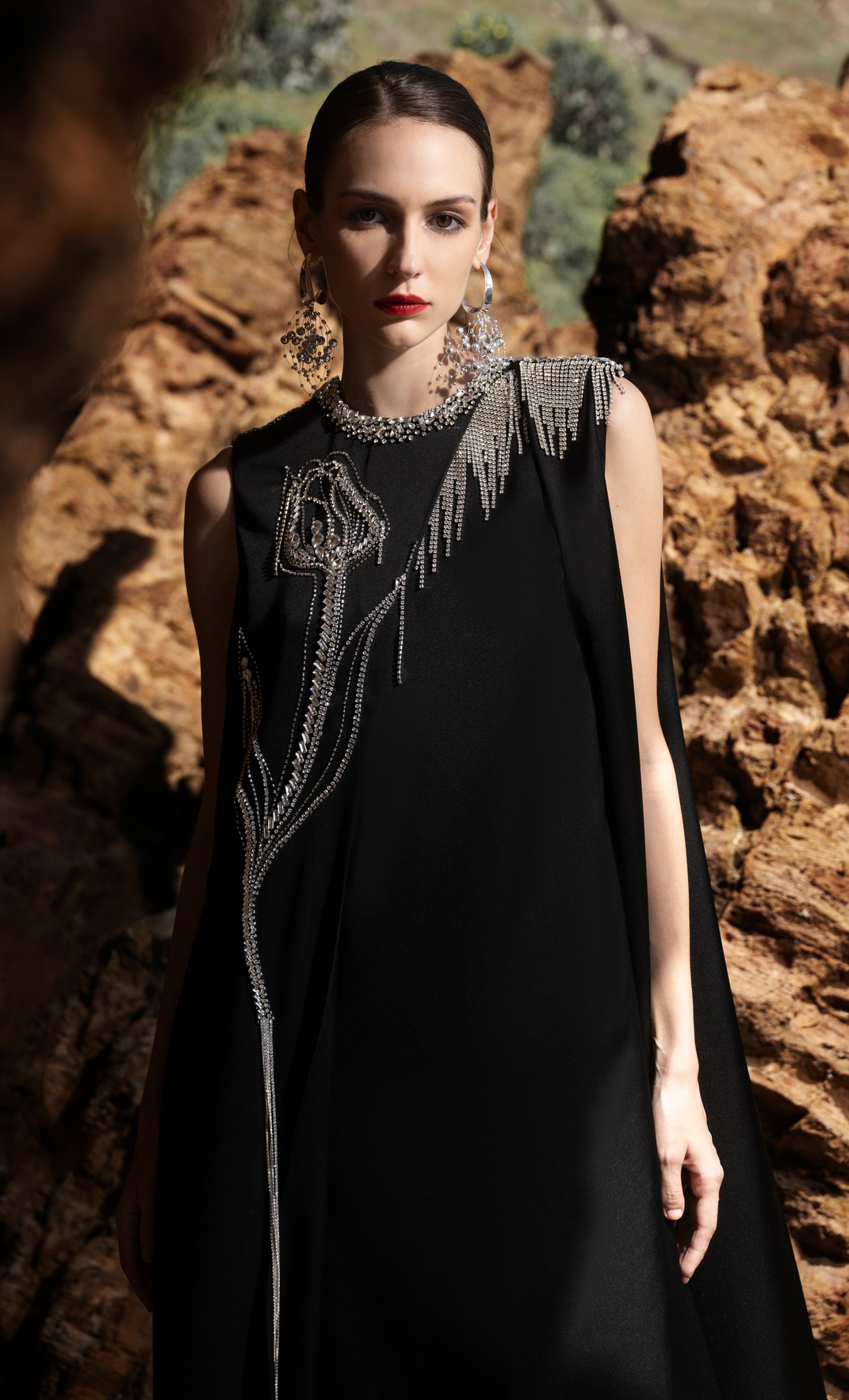 Vestidos de festa luxuosos para o final de ano, todo mundo quer ver - Foto 6. Đầm dự tiệc sang trọng mùa cuối năm, ai cũng muốn ngắm nhìn- Ảnh 6.