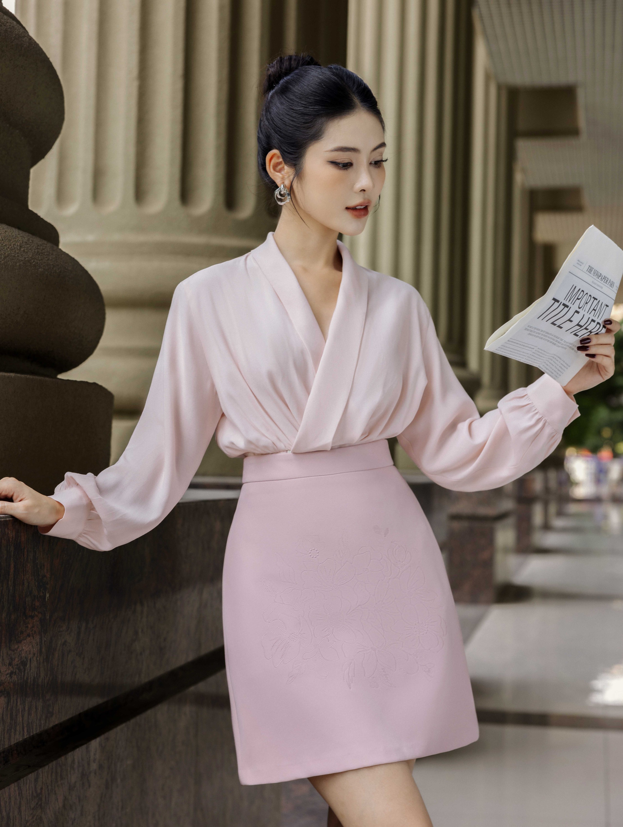 3 từ khóa làm nên xu hướng thời trang công sở hiện đại- Ảnh 3. 3 từ khóa làm nên xu hướng thời trang công sở hiện đại- Ảnh 3.