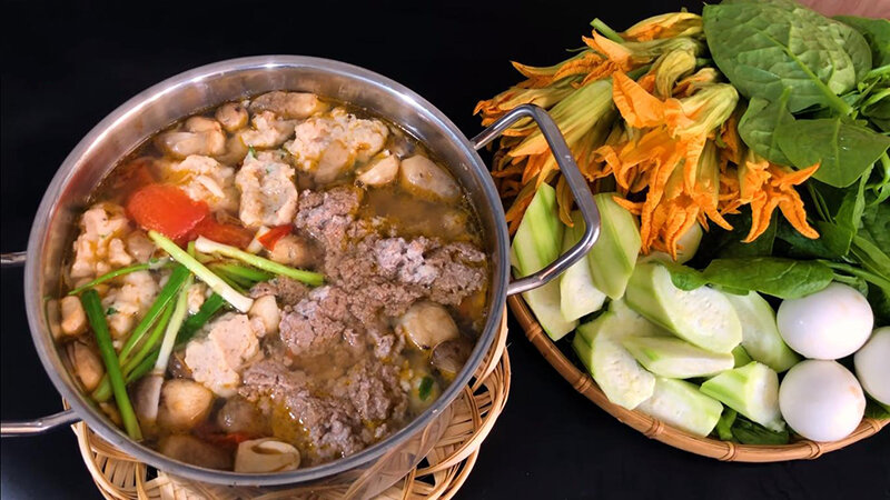 प्रामाणिक पश्चिमी स्वाद वाले स्वादिष्ट हॉट पॉट व्यंजनों की सूची, जो आपको दीवाना बना देंगे - फोटो 2. Danh sách những món lẩu ngon chuẩn vị miền Tây khiến bạn mê mẩn- Ảnh 2.