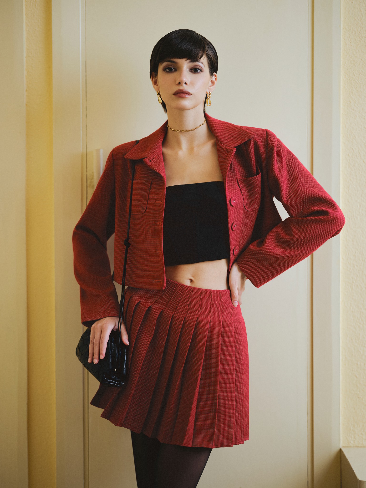 Roupas combinando são o look mais versátil do outono - Foto 1. Set đồ đồng bộ là kiểu trang phục đa năng nhất mùa thu- Ảnh 1.
