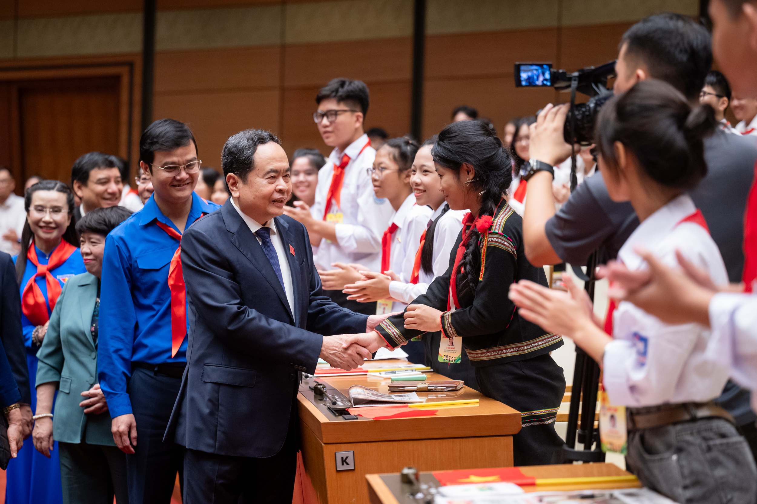 Chủ tịch Quốc hội Trần Thanh Mẫn phát biểu tại phiên họp giả định Quốc hội trẻ em- Ảnh 1.