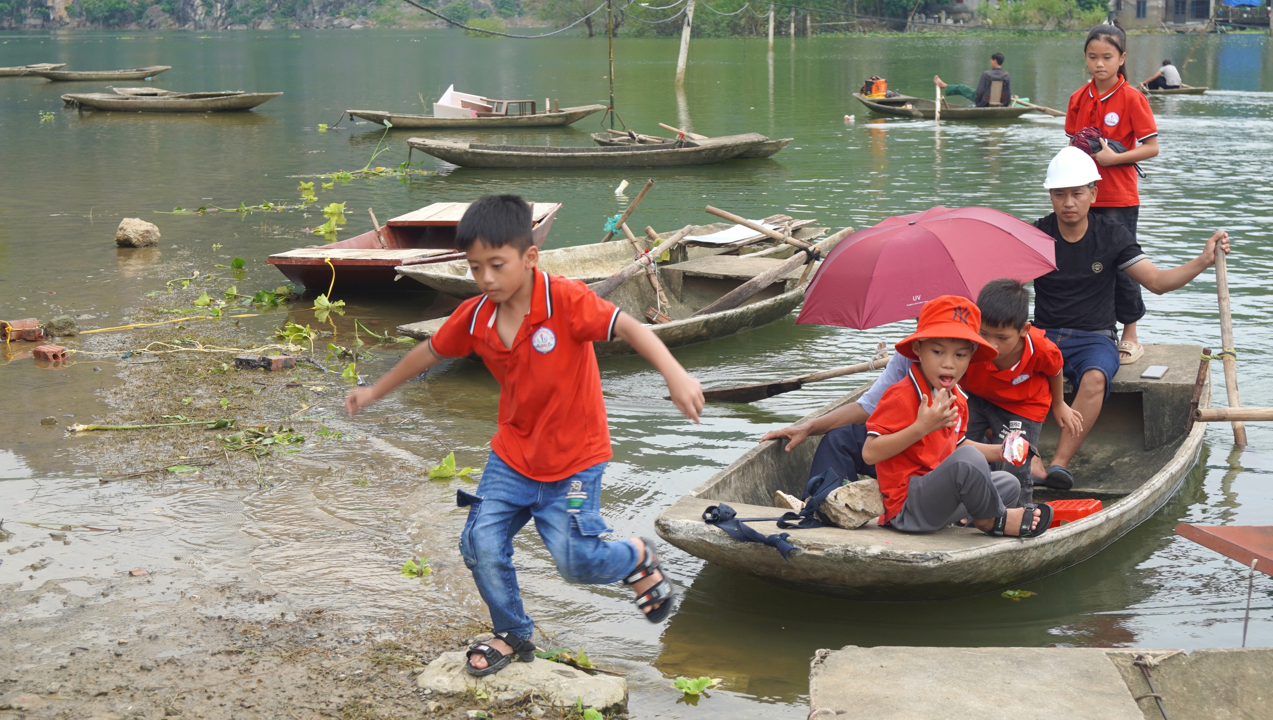 Gian nan tìm chữ mùa 'treo cống'- Ảnh 5.