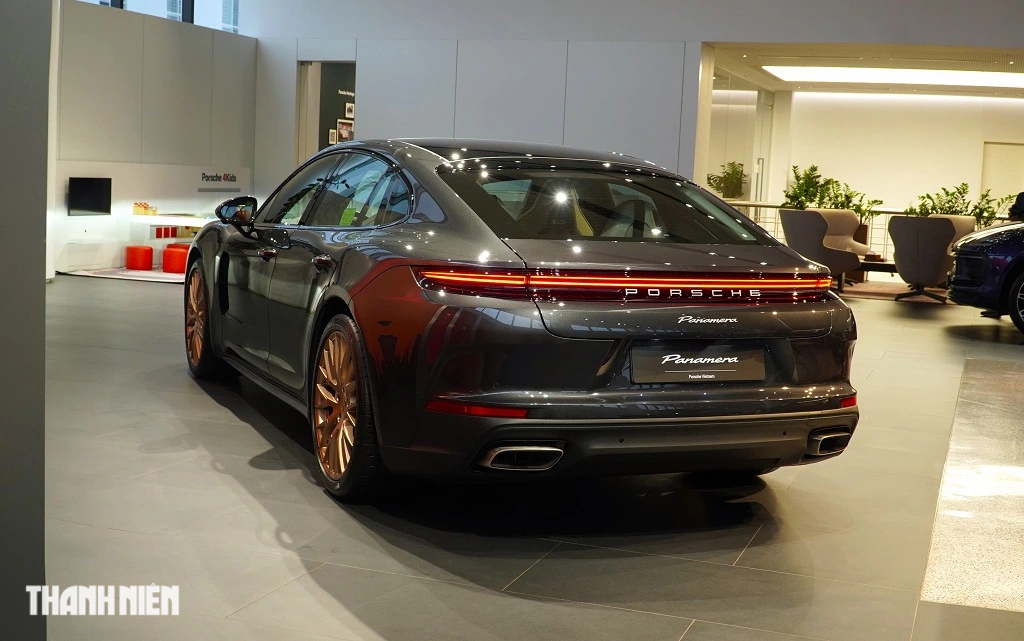 Porsche Panamera 2024 giá từ 6,42 tỉ đồng tại Việt Nam- Ảnh 9.