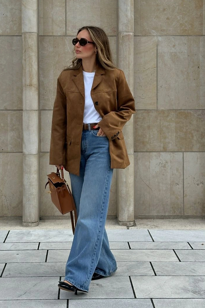 A época 'de ouro' para usar jeans e blazer - Foto 5. Thời điểm 'vàng' để diện quần jeans xanh và áo blazer- Ảnh 5.