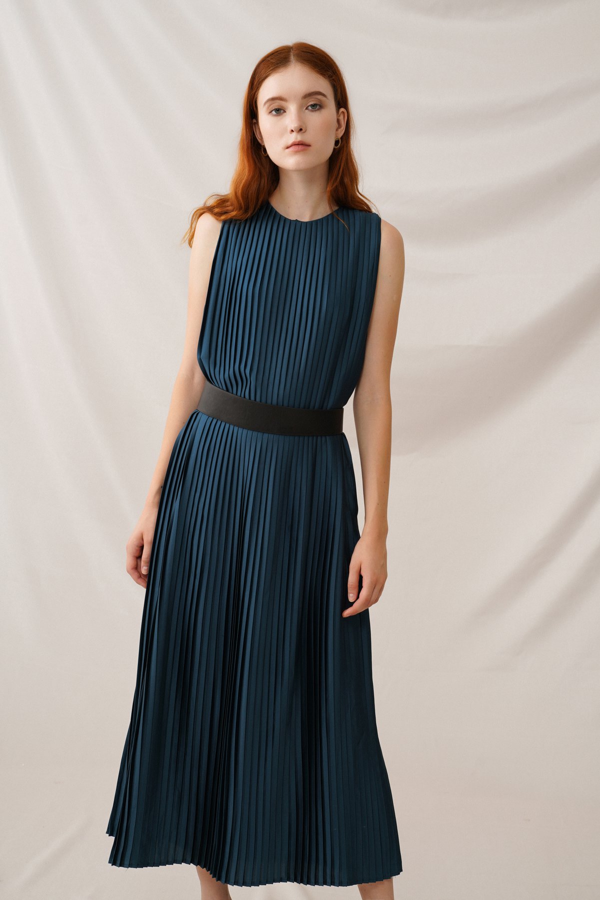 Skirt berlipat dan skirt berlipat selamanya adalah 'cinta sejati' setiap gadis - Foto 9. Váy gấp nếp, váy xếp ly mãi là 'chân ái' của mọi cô gái- Ảnh 9.