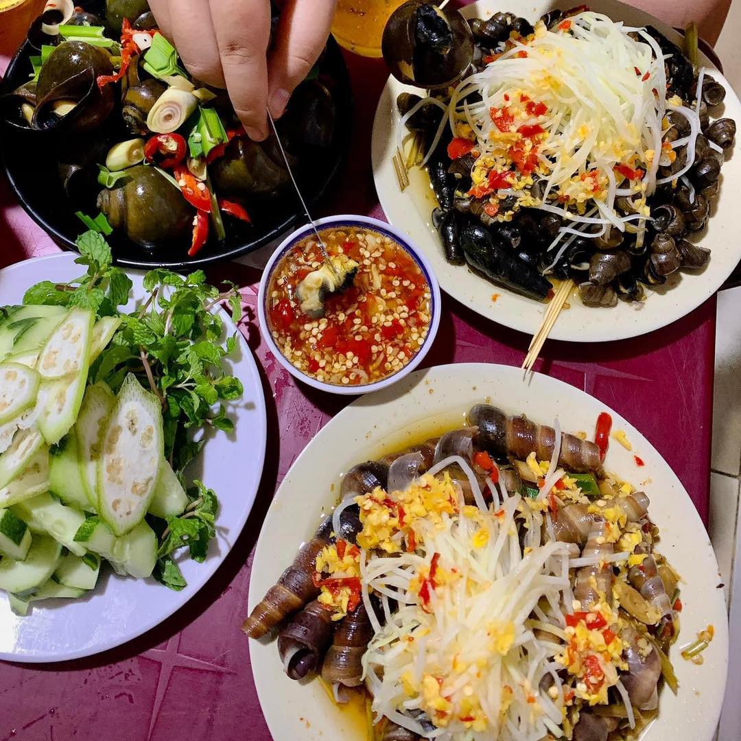 Μέρη για να απολαύσετε «πικάντικα και νόστιμα» σαλιγκάρια στο Ντα Νανγκ - Φωτογραφία 1. Những địa điểm thưởng thức ốc ‘ngon cay xé lưỡi’ tại Đà Nẵng- Ảnh 1.