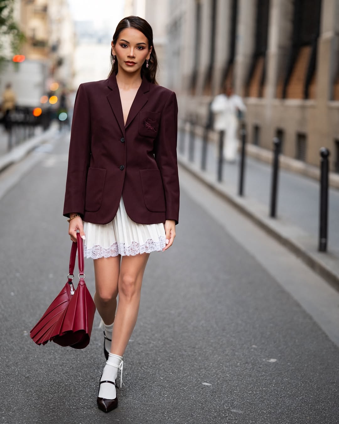 ភាពទាក់ទាញតិចតួចត្រលប់មកវិញហើយ - រូបថត 7 ។ Sự quyến rũ tối giản đã quay trở lại- Ảnh 7.