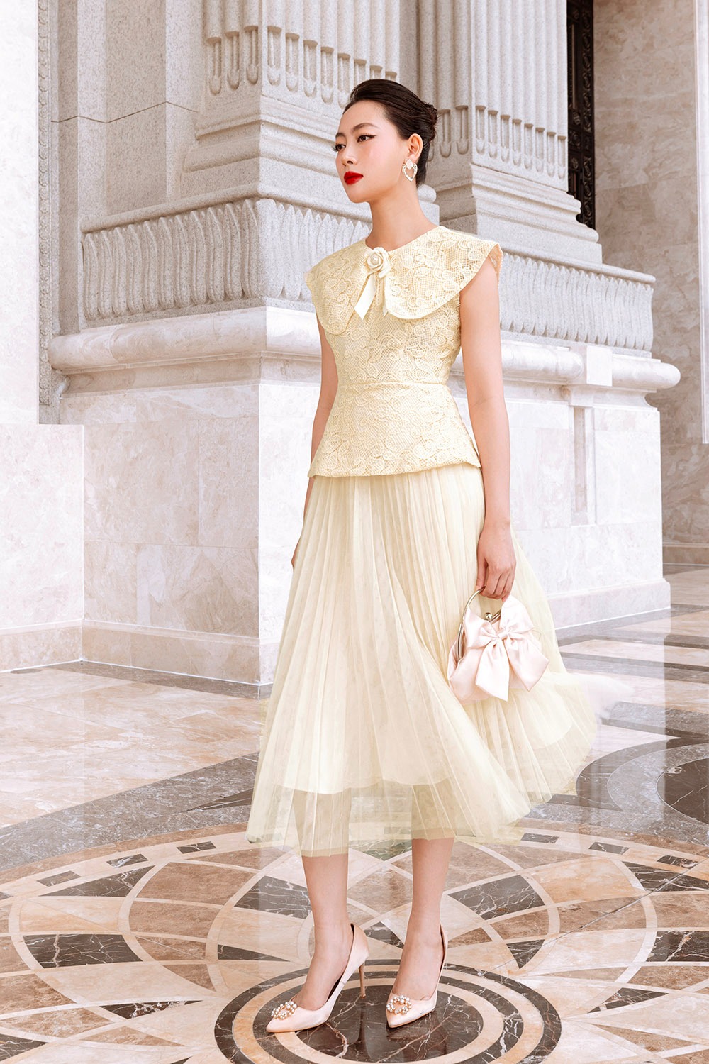 Jadikan dia 'pusat' semua mata dengan baju peplum - Foto 6. Biến nàng thành ‘trung tâm’ của mọi ánh nhìn với áo peplum- Ảnh 6.