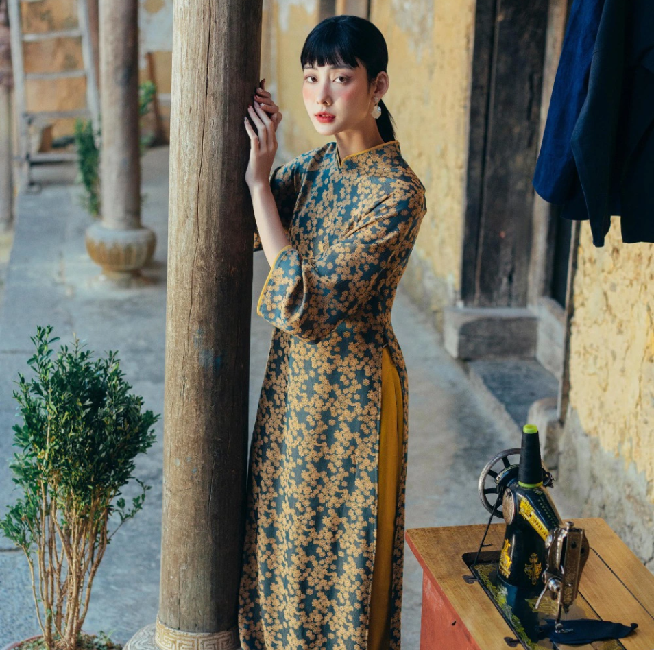 'پہلی نظر میں محبت' کے ساتھ موسم بہار کا استقبال کریں ao dai سٹائل - تصویر 8۔ Đón xuân rộn ràng với những kiểu áo dài ‘nhìn là muốn yêu’- Ảnh 8.