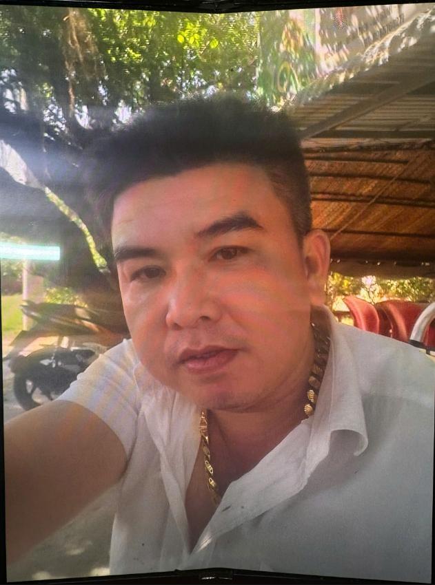 B&igrave;nh Phước: Đột k&iacute;ch giải cứu 12 c&ocirc; g&aacute;i tại qu&aacute;n karaoke- Ảnh 2.