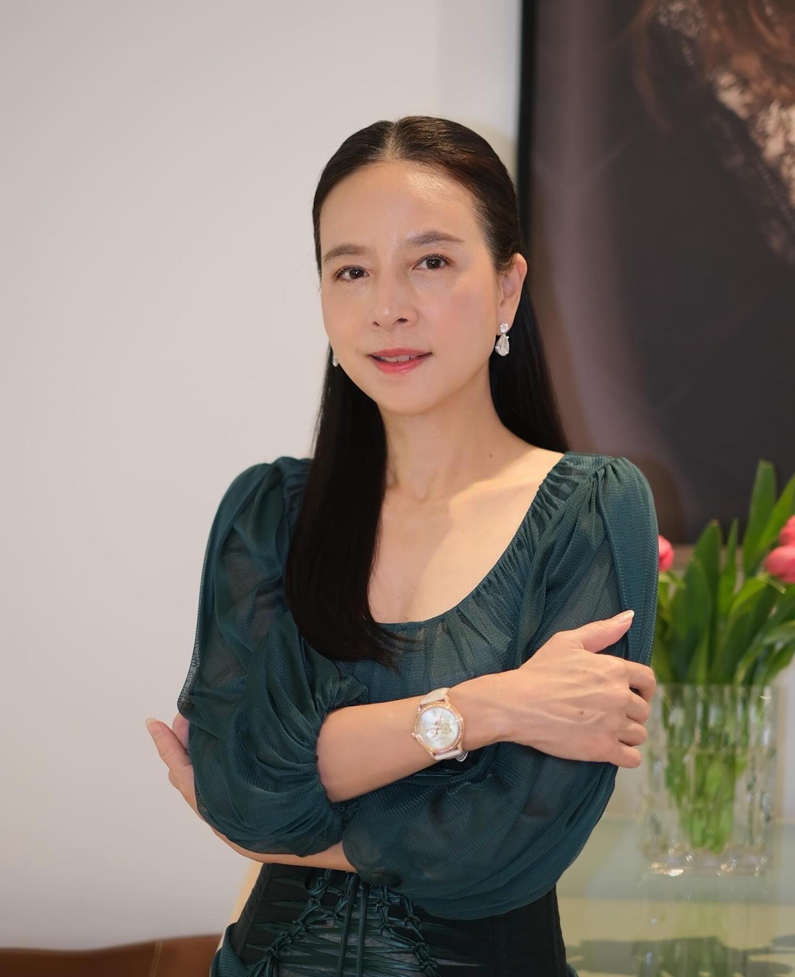 Phong cách thời trang thanh lịch, 'đậm mùi tiền' của Madam Pang- Ảnh 24.