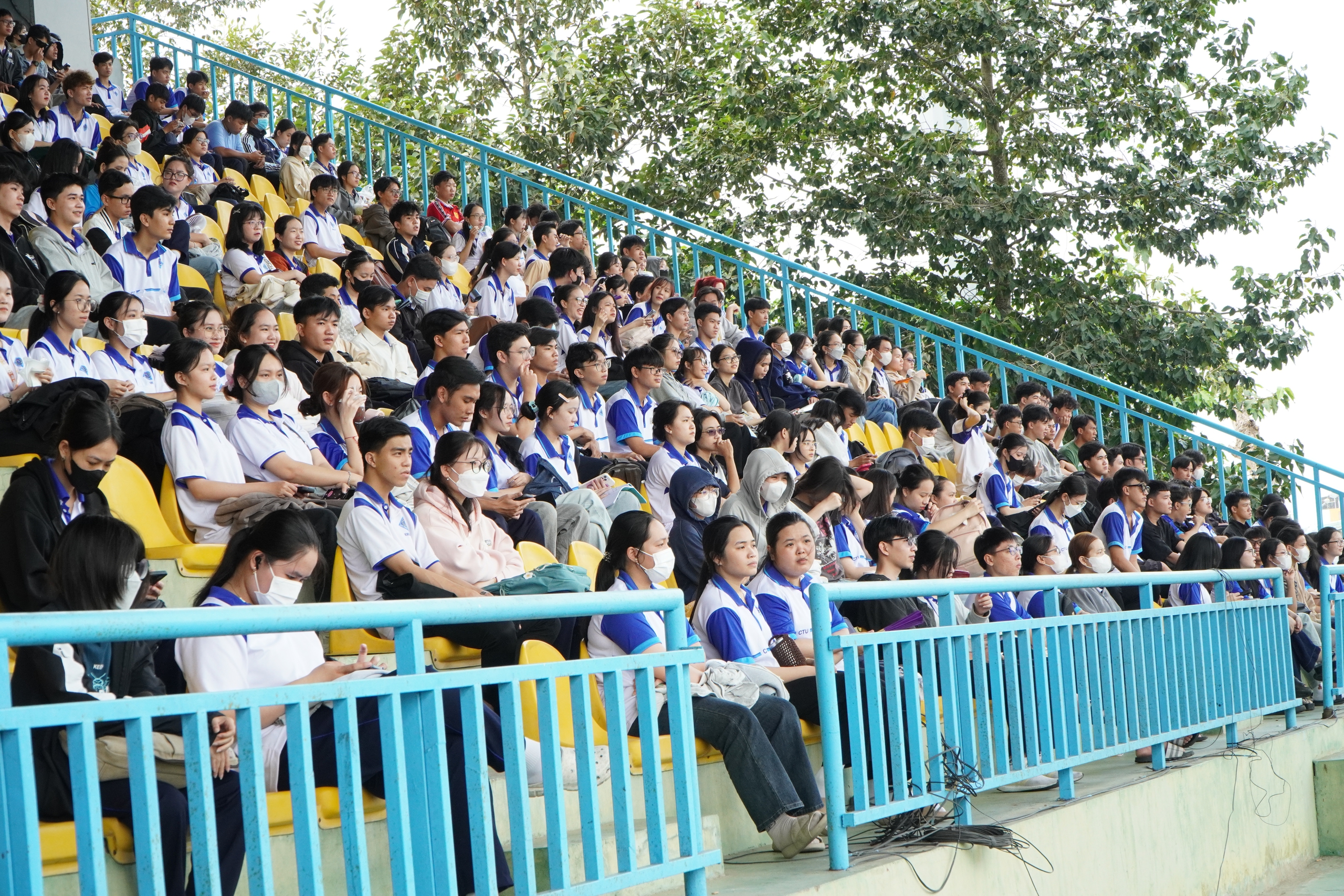 Cuu Long University received a'hot' reward when it beat the host Can Tho University - Photo 4.