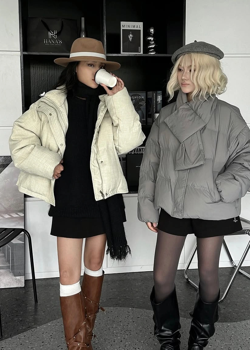 Lente-outfit 2025 met de sterke terugkeer van neutrale kleuren - Foto 4. Phối đồ xuân 2025 với sự trở lại mạnh mẽ của gam màu trung tính- Ảnh 4.