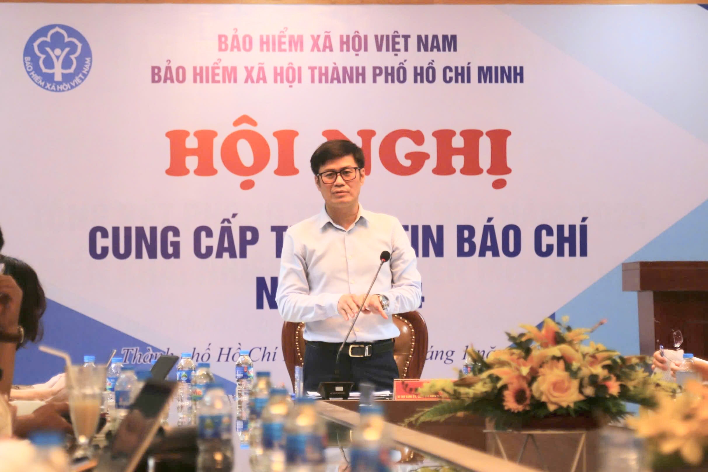 TP.HCM tính phương án thu tiền BHXH của 235.000 chủ hộ kinh doanh từ ngày 1.7- Ảnh 1.