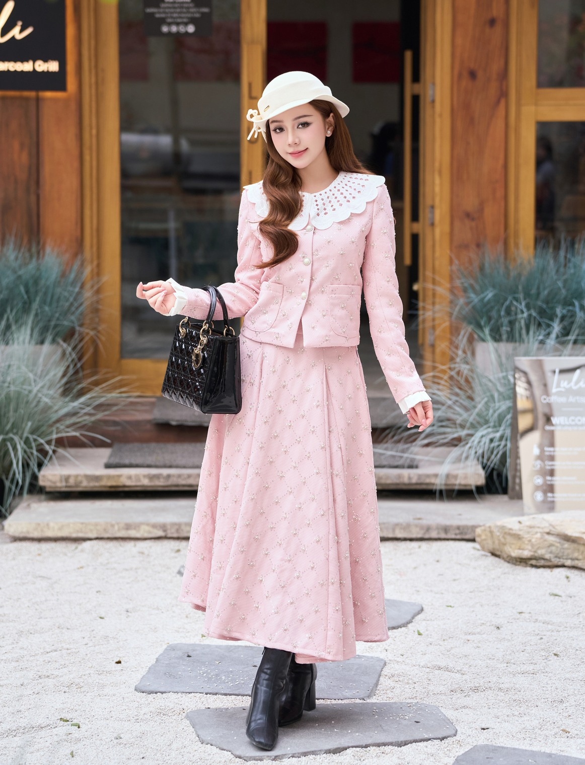 להתלבש יפה ואלגנטי בקלות עם תלבושות תואמות - תמונה 4. Mặc đẹp, sang dễ dàng với trang phục đồng bộ- Ảnh 4.