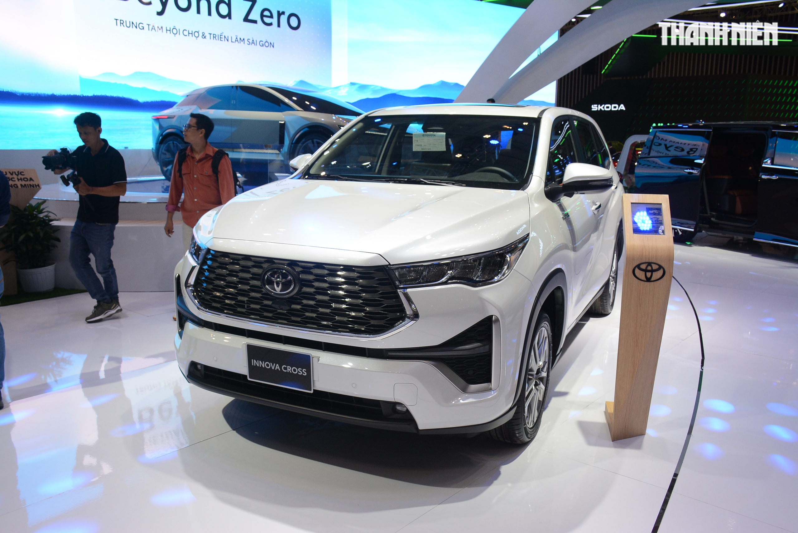 Người Việt mua ô tô máy xăng chuộng xe Toyota, Yaris Cross hút khách hơn Vios - Ảnh 1.