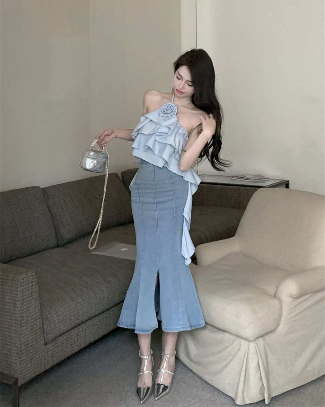 با لباس پری دریایی در مهمانی جلب توجه کنید - عکس ۲. Thu hút ánh nhìn trong buổi dạ tiệc với chiếc đầm đuôi cá- Ảnh 2.